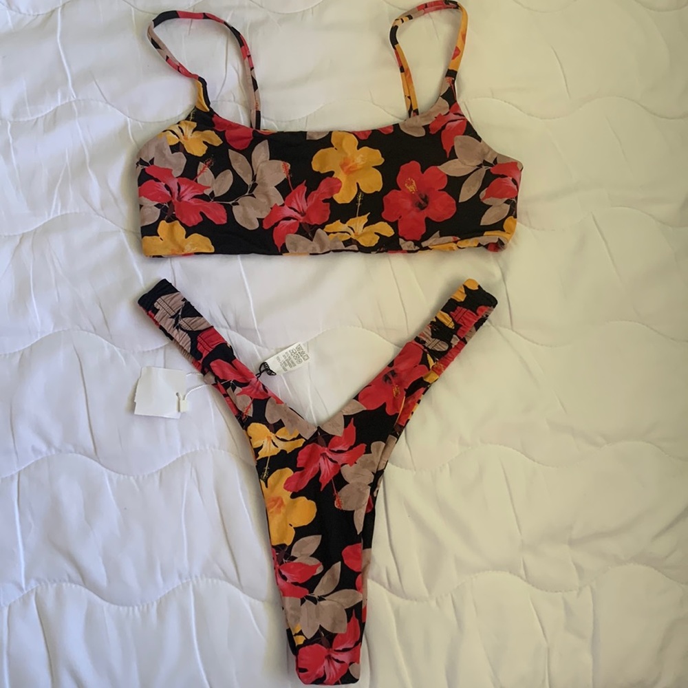 san lorenzo set - SOLD ON MER